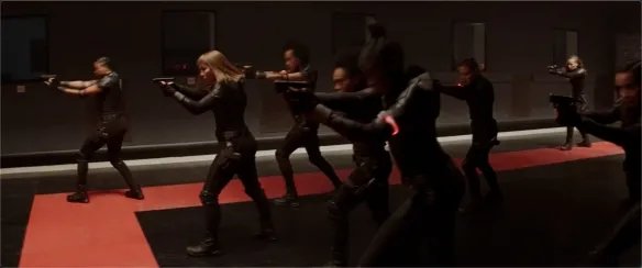 《黑寡妇》超级碗预告公布 斯嘉丽·约翰逊与家人并肩作战