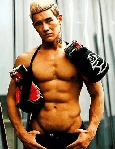 爆红的张一山与学霸“嘎子哥”相比, 就差一个抱得美人归了么？