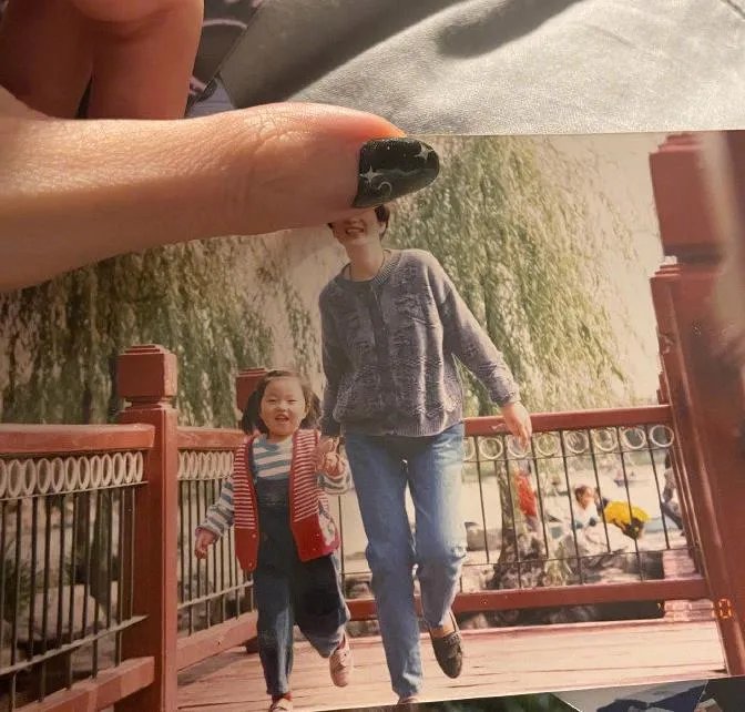 周扬青家里是什么家世？她的家世怎么样（爸爸照片曝光）