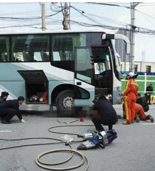 ofo被起诉赔878万元，到底是谁的错？