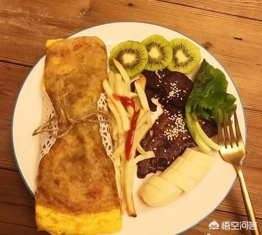 浙江义乌的80后辣妈，为孩子做百变早餐成网红，你怎么看？