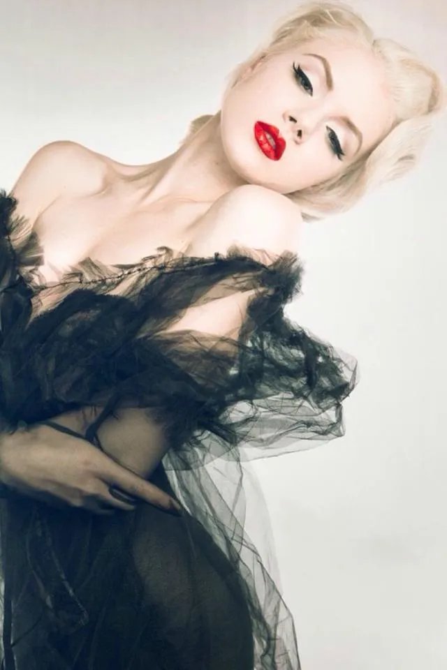 你们有哪些比较复古的头像？