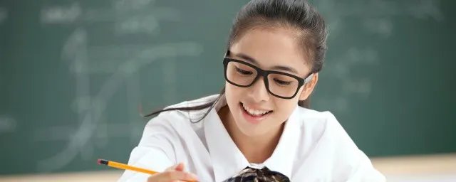 眠的拼音和组词