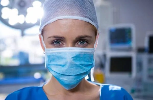 低风险地区是否还需要全天戴口罩？