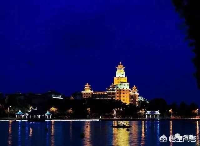 外地游客去厦门集美有什么好吃好玩的可以推荐？