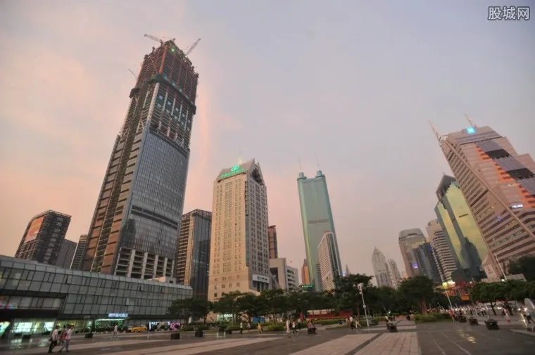 高校应届生落户深圳秒批 个人申办方式零费用