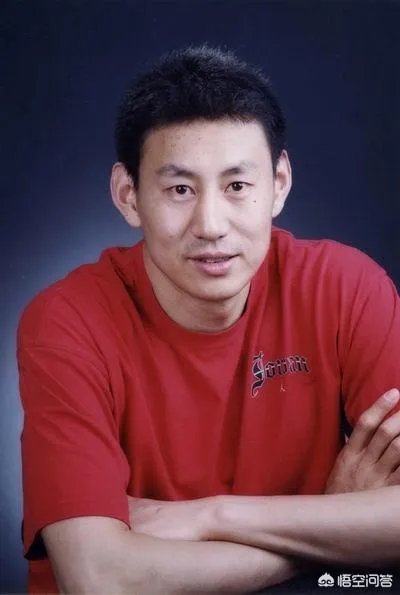 李楠拿到亚运会冠军，是不是就可以提前锁定中国男篮主帅的位置了？