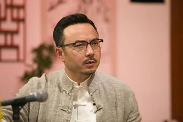 网传汪涵代言的app导致多人被骗，他的人设是不是算崩了？