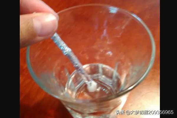 用最简单的材料自制ipad、手机屏幕触控笔？