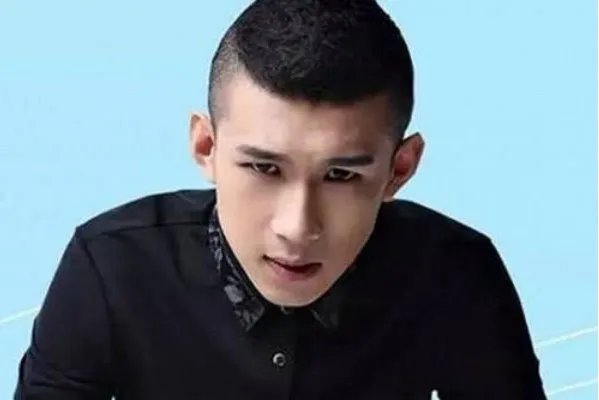 曾经火遍一时的天佑，究竟是为何被封杀的？