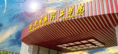 西安一学校19岁学生宿舍死亡，致其死亡的原因究竟是什么？