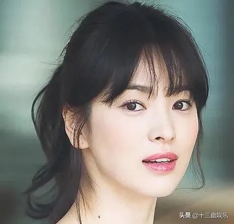 宋慧乔和宋仲基离婚上了几次热搜，你会因为双宋离婚对他们有所反感吗？