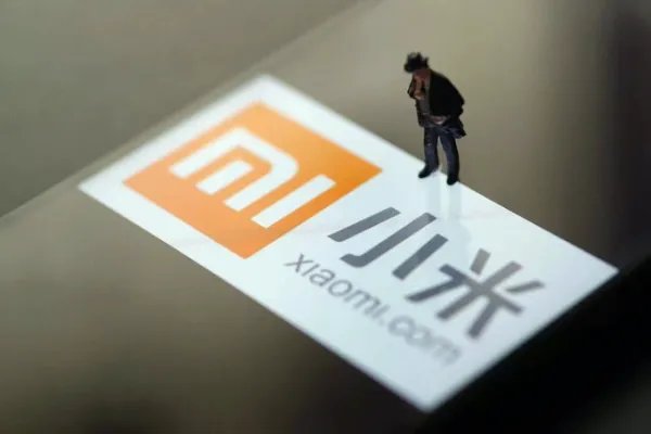 雷军卸任小米电子软件董事长，将会由谁来接替这个职位？