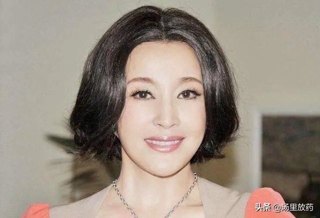 您觉得影视演员刘晓庆真的是不老女神吗？