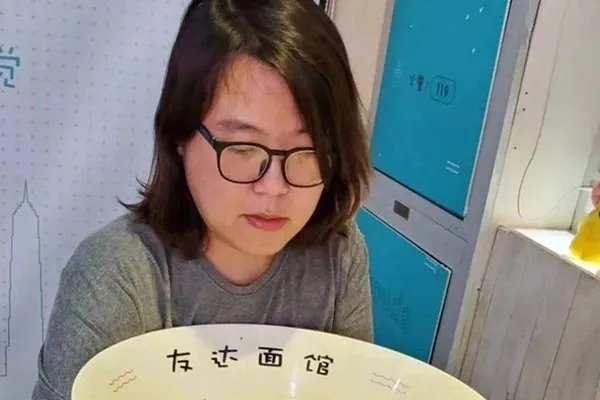 大胃王浪味仙到底是男的还是女的？