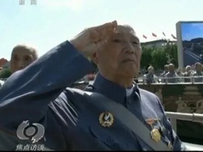 老兵检阅第一人是谁