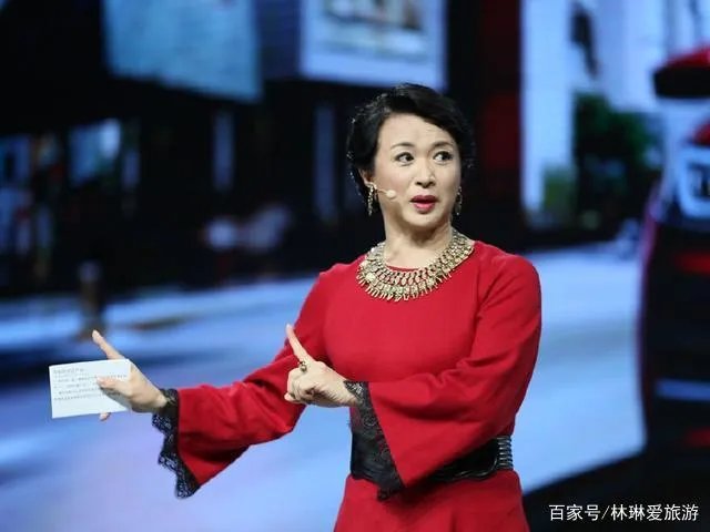 金星老公被问及如何解决生理问题时四字回应，网友：涨知识了。你怎么看？