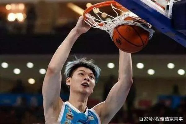 43分22篮板堪比姚明，王哲林反超22分逆转比赛，后来怎样？