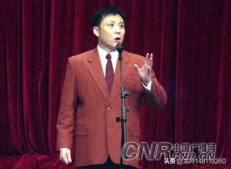 在中国的评书界里，谁能称得上“大师”？举例说明一下？