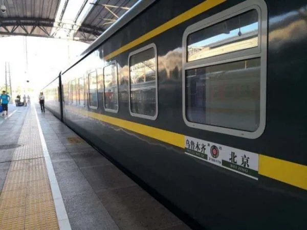 乌鲁木齐有几个火车路线