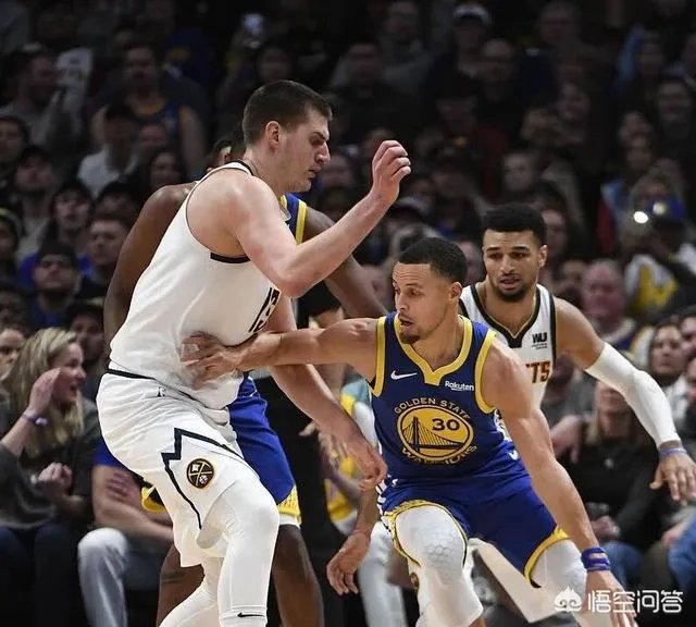 勇士VS掘金，首节勇士51：38领先掘金，共计命中16记三分，打成了全明星。你怎么看？