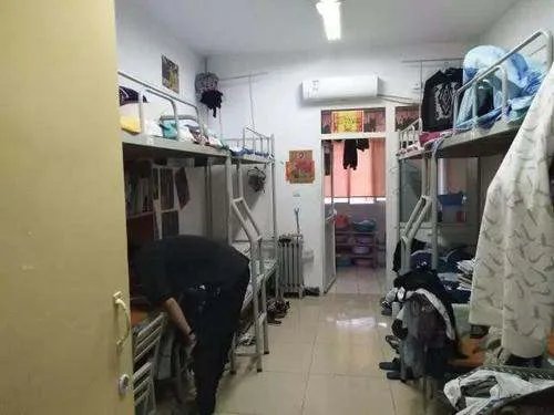 西安一学校19岁学生宿舍死亡，致其死亡的原因究竟是什么？