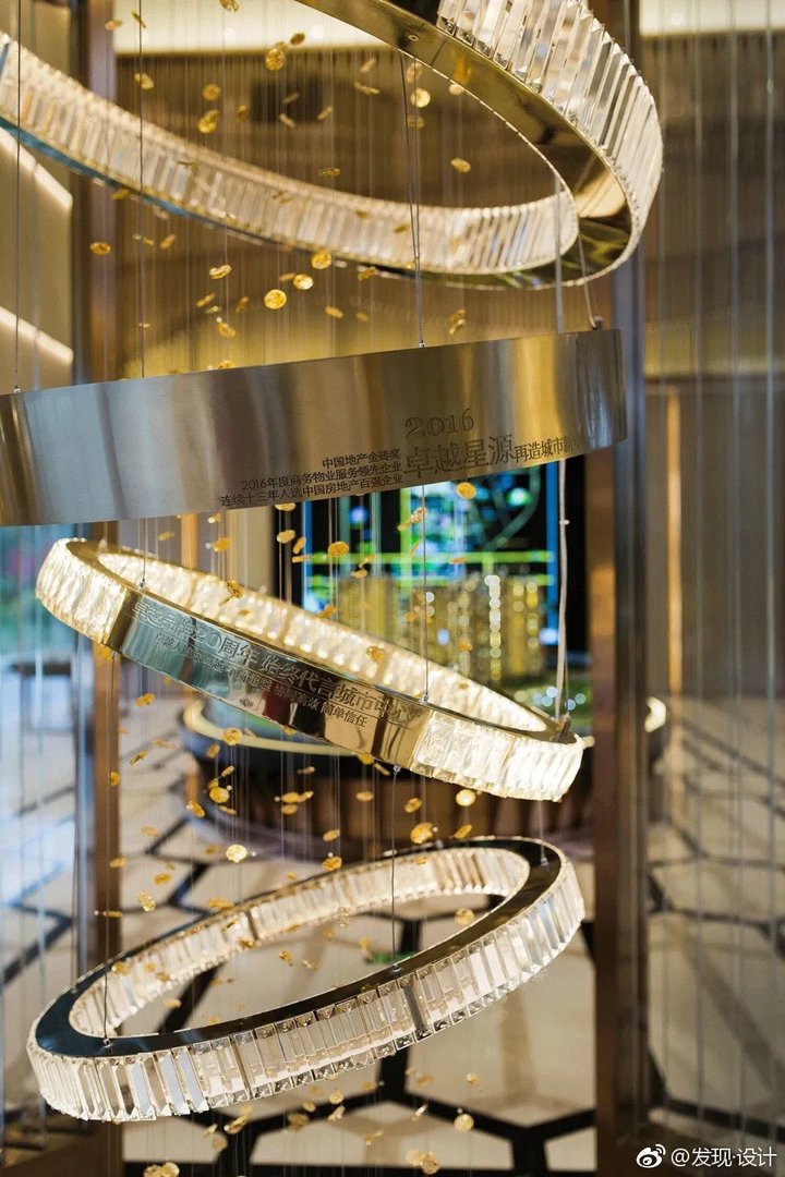 GND新作以“时光宝盒”为灵感的售楼体验中心设计20年来，卓...