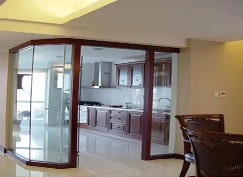 厨房隔断玻璃墙效果图 厨房玻璃隔断如何设计