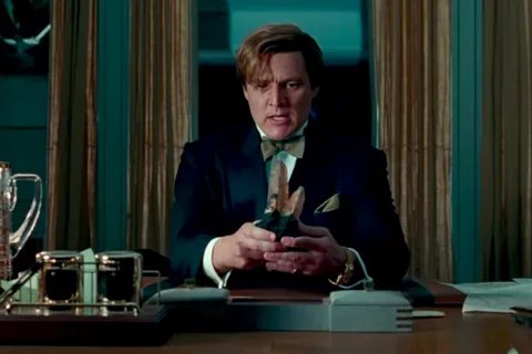 你看出来了吗？《神奇女侠1984》的35个彩蛋和细节