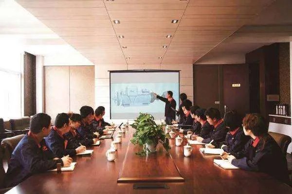 能考上公务员的人在私企是不是也能混的不错？