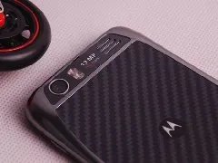 摩托罗拉MT917评测—细节动人