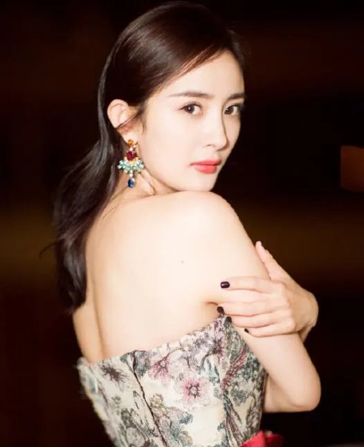 如何看待杨幂和魏大勋出入酒店？