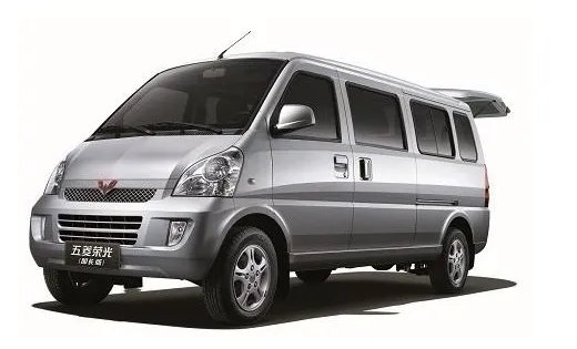 五菱荣光6407bf