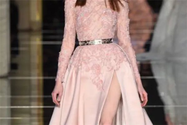 七夕送女朋友礼物排行榜：零食大礼包心意十足，第一最为常见