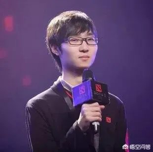 dota burning和曾经的zsmj谁是第一c？