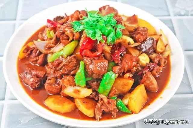 猪肉价格连续7周回落 ，肉贱会伤农吗？