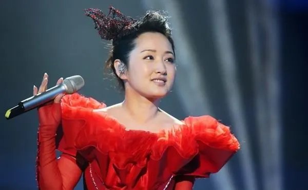 杨钰莹现在还算不算甜歌王后？