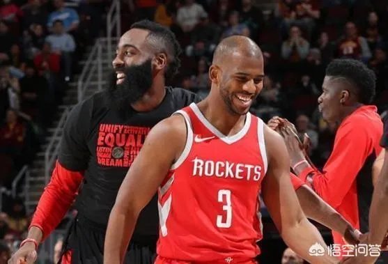 哈登晃倒韦斯利约翰逊数米远，等他站起来再投进三分，什么水平？