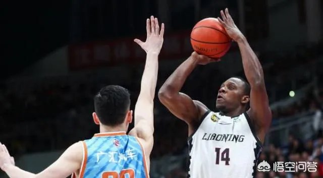 新疆击败辽宁，今年能否夺冠？