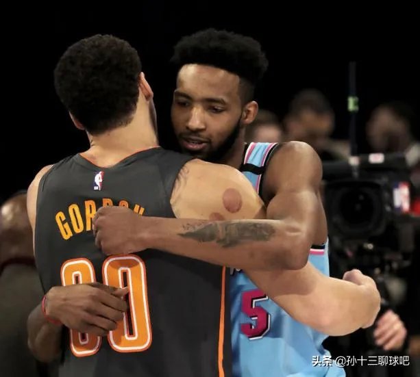 琼斯战胜戈登获得扣篮大赛冠军，算冷门吗？