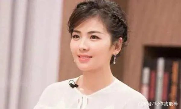 网友笑称刘涛与车晓同框的时候，网友说一个像村姑一个像贵妇，该如何看？