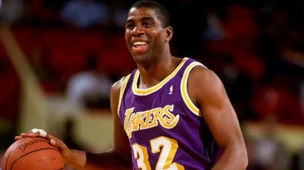 NBA哪些球员拥有最多的MVP奖杯？