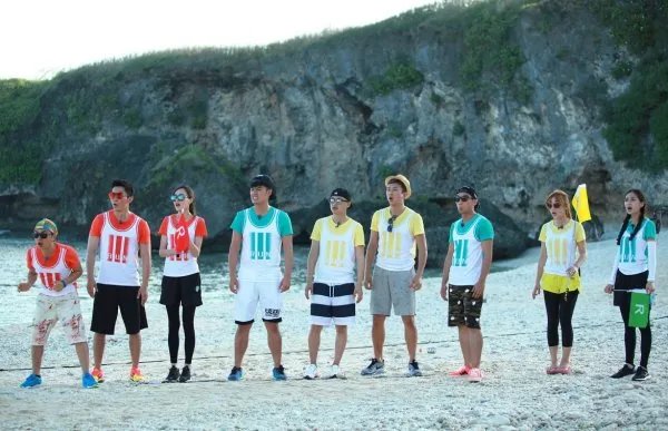 郑恺发文吐槽4位退出《跑男》的成员，最后一句话为何让人泪崩了？