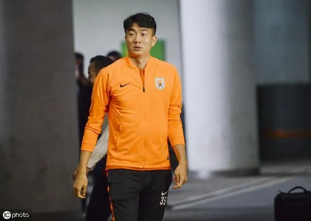 再现“你行你上”！戴琳赛后在社交平台上回怼球迷的批评。对此你有何看法？