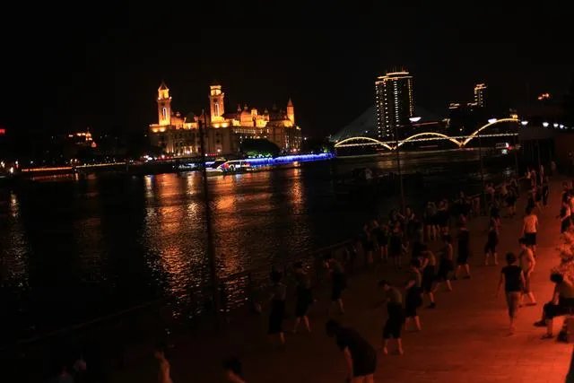 我觉的福州比厦门好，你们呢？