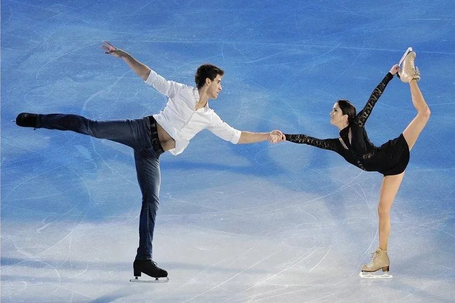 于小雨和金杨这对青春组合，为何会被教练给拆散呢？