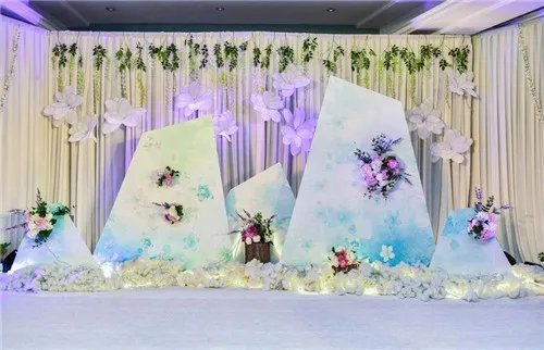 2018浪漫唯美的婚礼背景图片推荐  如何让婚礼背景更加完美
