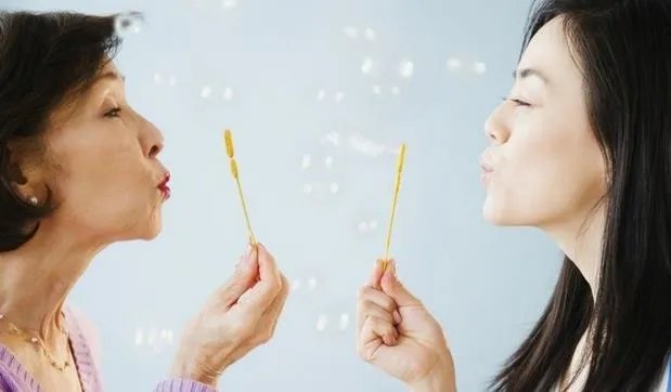 在婆家地位是自己争取的还是别人给的？