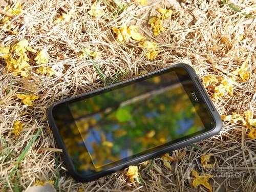 800万+1GHz HTC 惊艳 S710e今不足3000