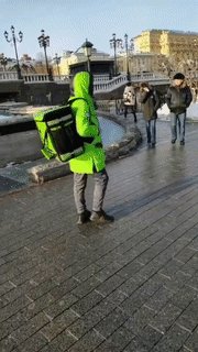 永远不要在俄罗斯叫外卖：咱叫饿了吗 他叫饿死了吗